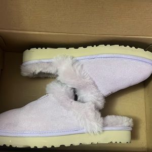 UGG COZY SLIPPER